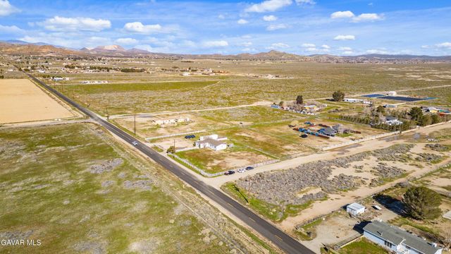 908 W 60th Street, Rosamond, CA 93560