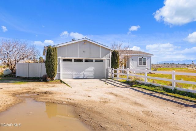 908 W 60th Street, Rosamond, CA 93560