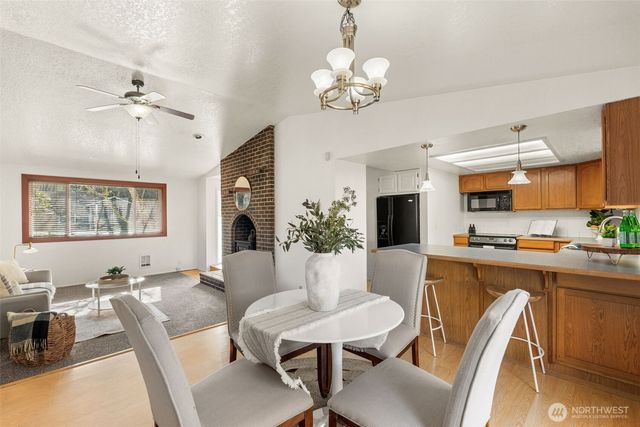 51 NE Riverhill Lane, Belfair, WA 98528