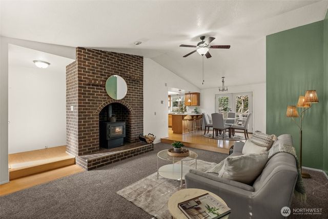 51 NE Riverhill Lane, Belfair, WA 98528