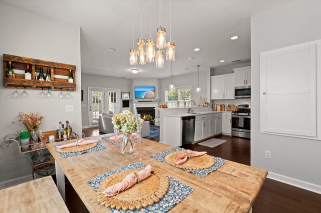 1425 Tannery Row, Johns Island, SC 29455