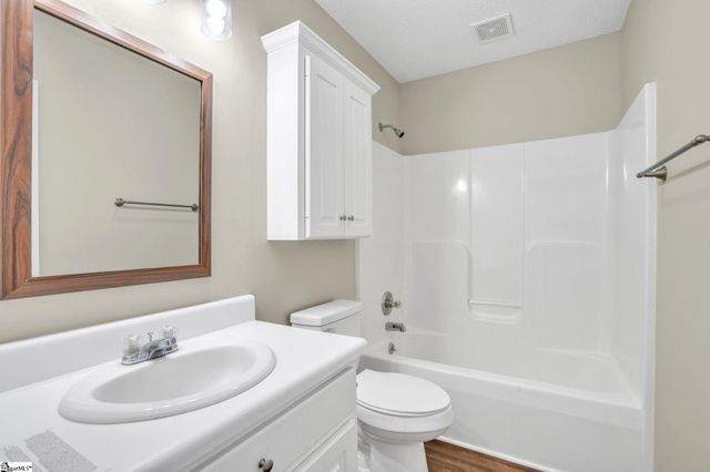 1370 Bishop Road, Inman, SC 29349