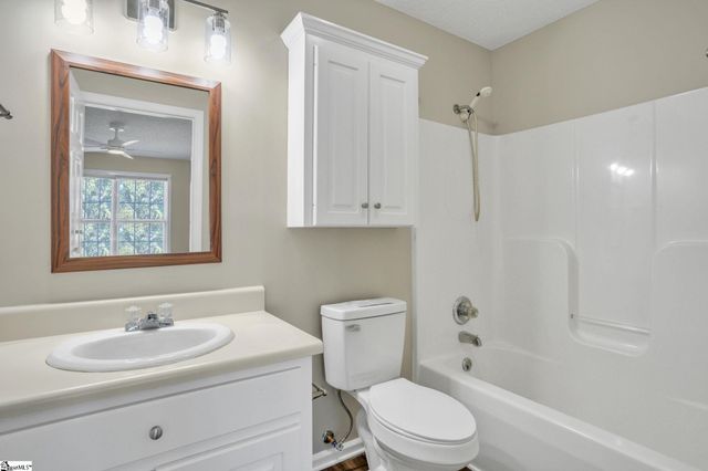 1370 Bishop Road, Inman, SC 29349