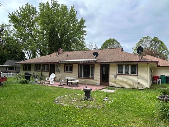 63150 Mound Rd Road, Washington Twp, MI 48095