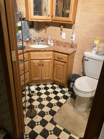 63150 Mound Rd Road, Washington Twp, MI 48095