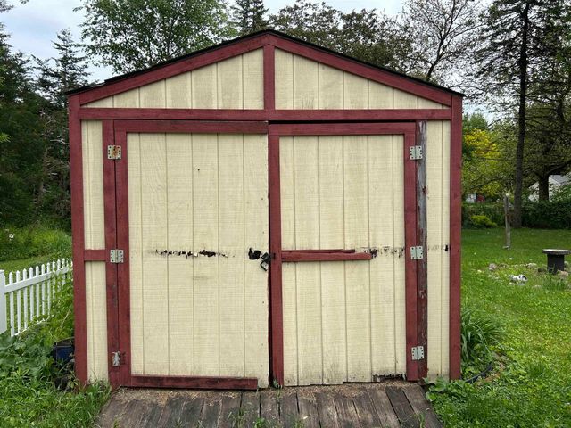 63150 Mound Rd Road, Washington Twp, MI 48095