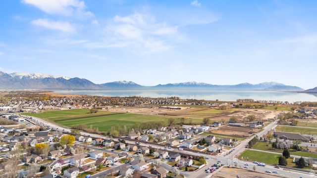 1667 W 900 S, Lehi, UT 84043