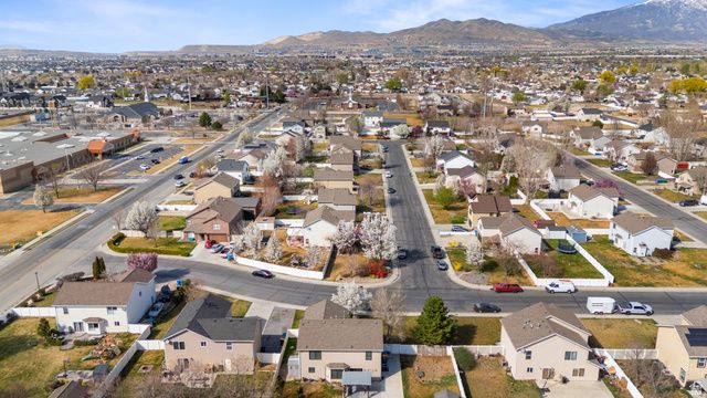 1667 W 900 S, Lehi, UT 84043