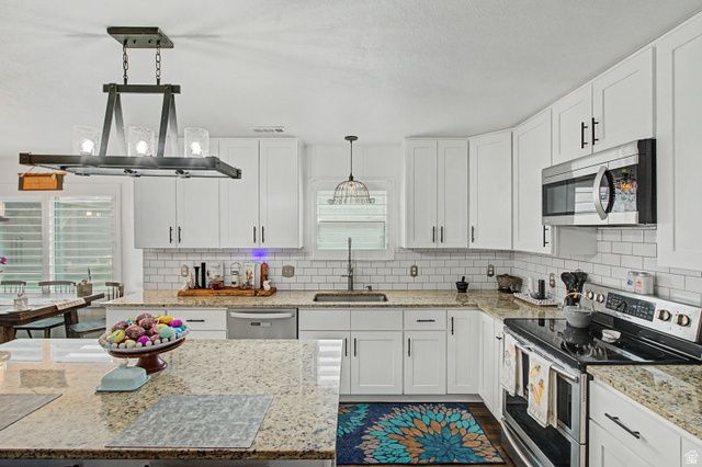 1667 W 900 S, Lehi, UT 84043