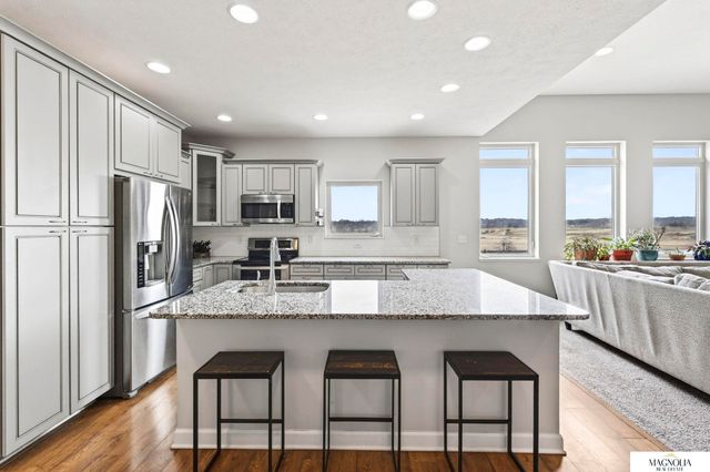 9511 Southern Sky Road, Lincoln, NE 68505