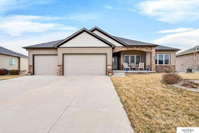 9511 Southern Sky Road, Lincoln, NE 68505