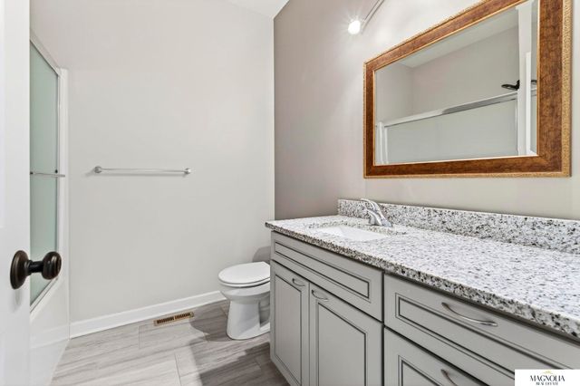 9511 Southern Sky Road, Lincoln, NE 68505