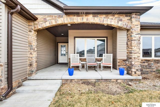 9511 Southern Sky Road, Lincoln, NE 68505