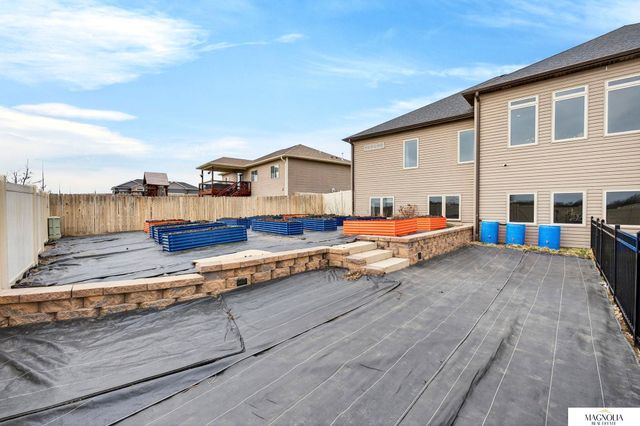 9511 Southern Sky Road, Lincoln, NE 68505