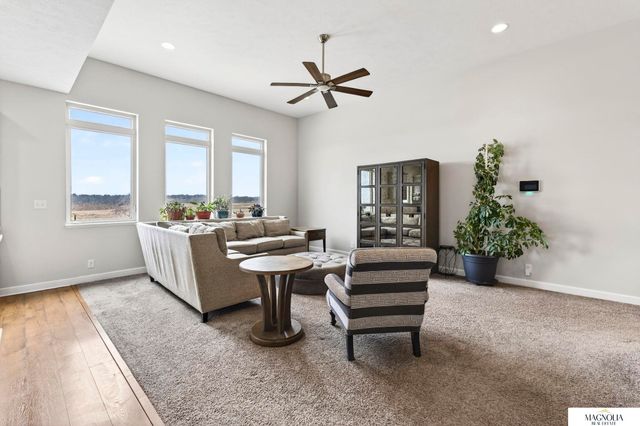 9511 Southern Sky Road, Lincoln, NE 68505