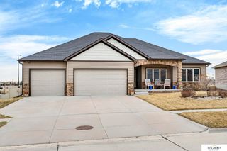 9511 Southern Sky Road, Lincoln, NE 68505