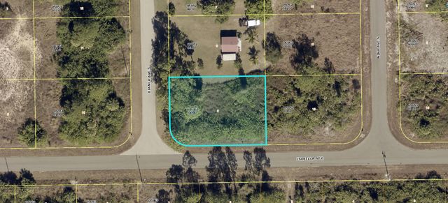 723 Bianca Avenue S, Lehigh Acres, FL 33974