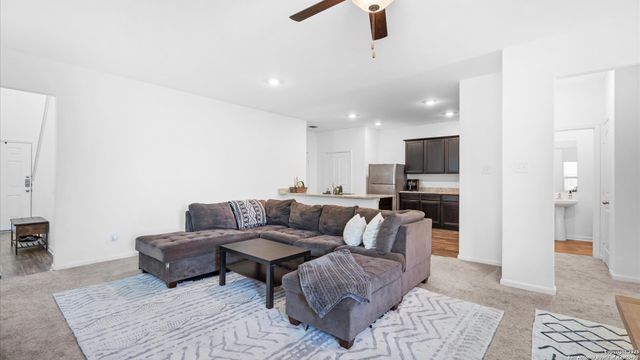 3923 Trail De Paris, New Braunfels, TX 78132