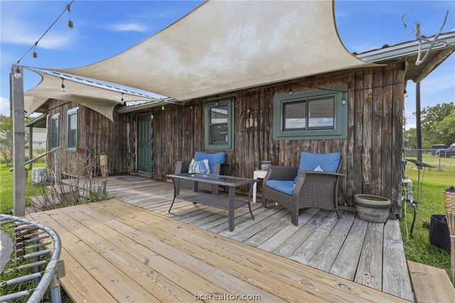 116 South Yaupon Drive, Somerville, TX 77879