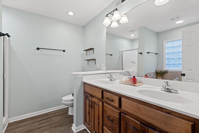 6815 Huntcliff Drive, Ooltewah, TN 37363