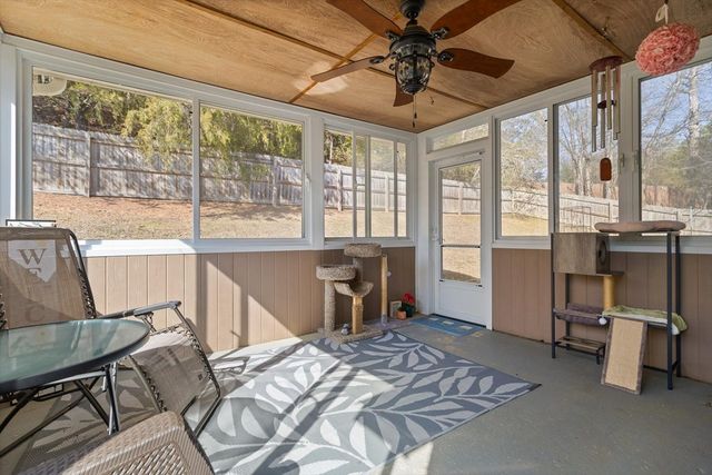 6815 Huntcliff Drive, Ooltewah, TN 37363