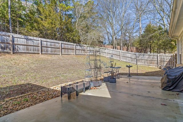 6815 Huntcliff Drive, Ooltewah, TN 37363