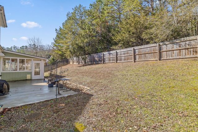 6815 Huntcliff Drive, Ooltewah, TN 37363