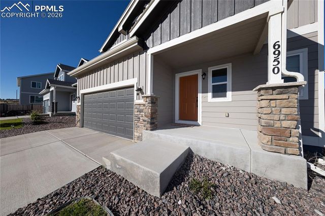 6950 Shunka Lane, Colorado Springs, CO 80925
