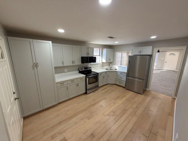 1554 Scharpe Street, Houston, TX 77023