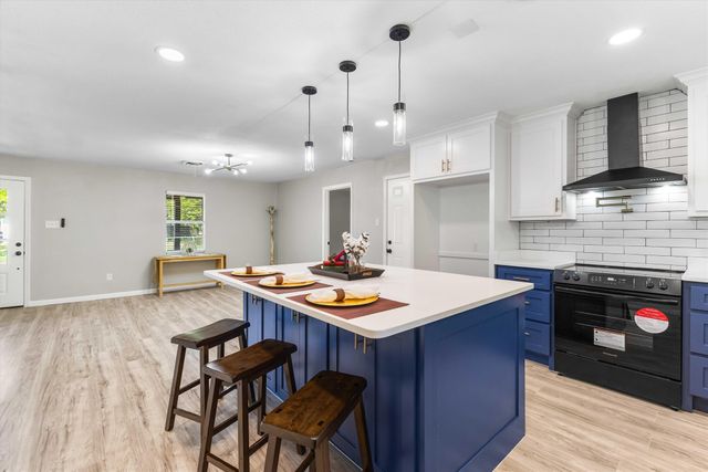 3000 Old Robinson Road, Waco, TX 76706