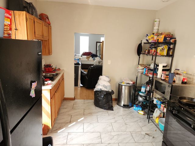 7533 S Dorchester Avenue, Chicago, IL 60619