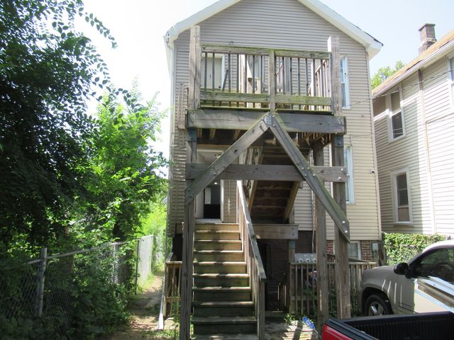 7533 S Dorchester Avenue, Chicago, IL 60619
