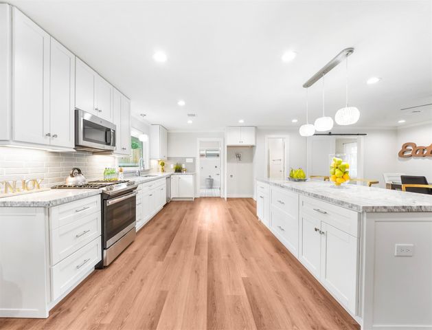 4309 Stillbrooke Drive, Houston, TX 77035