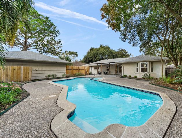 4309 Stillbrooke Drive, Houston, TX 77035