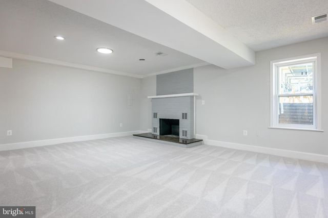 8822 SAUNDERS LN, Lanham, MD 20706