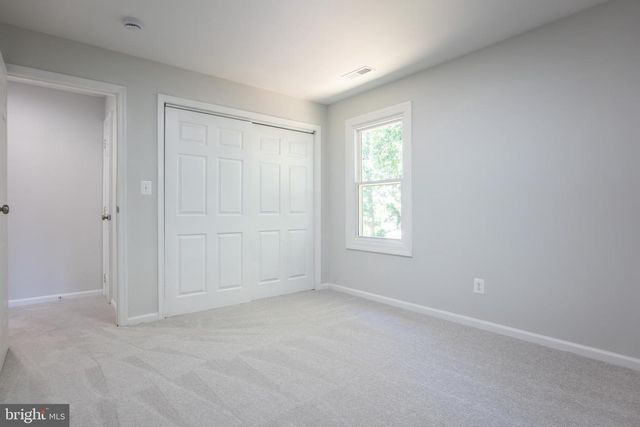 8822 SAUNDERS LN, Lanham, MD 20706