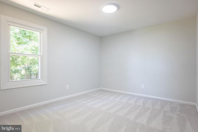 8822 SAUNDERS LN, Lanham, MD 20706