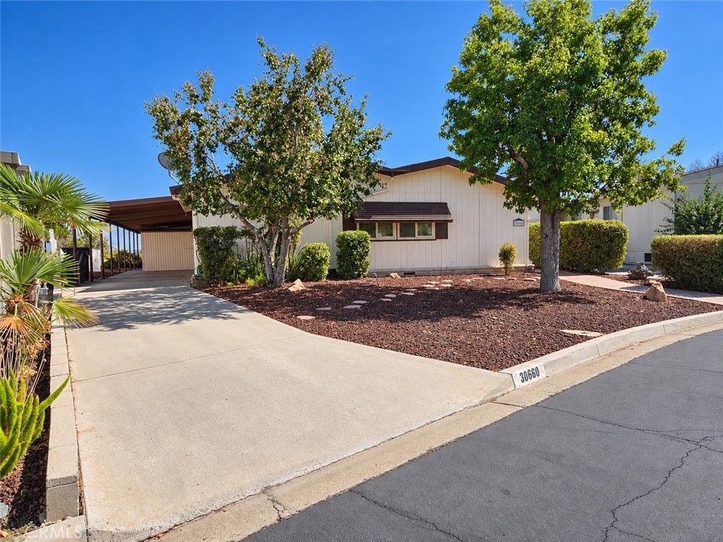 38660 Via Amarilla, Murrieta, CA 92563 — exterior