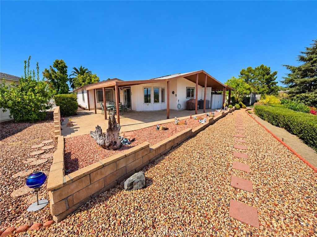 38660 Via Amarilla, Murrieta, CA 92563 — photo 5