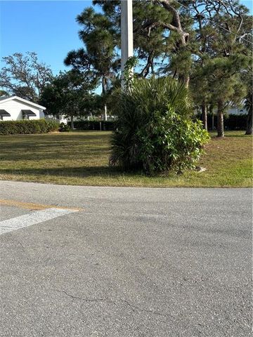 420 West AVE, Bonita Springs, FL 34134