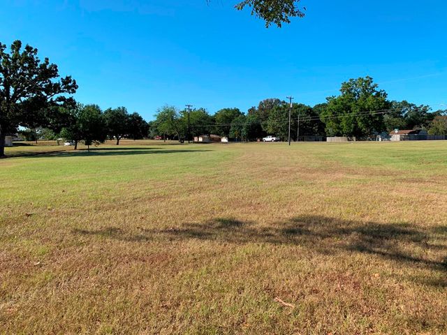1230 Fm 315, Palestine, TX 75803