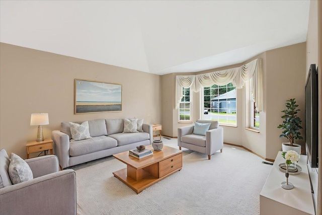 619 E Martingale Ct, Spokane, WA 99224