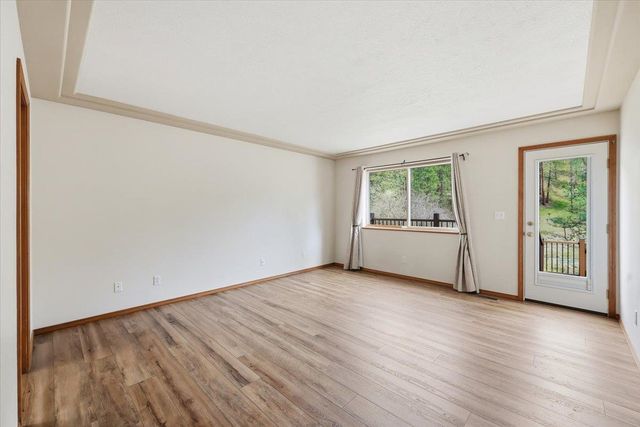 619 E Martingale Ct, Spokane, WA 99224