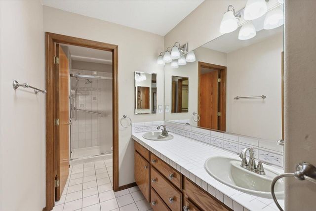 619 E Martingale Ct, Spokane, WA 99224