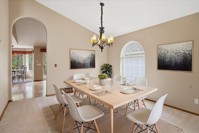 619 E Martingale Ct, Spokane, WA 99224