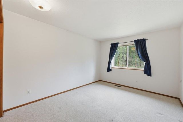 619 E Martingale Ct, Spokane, WA 99224