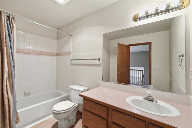 619 E Martingale Ct, Spokane, WA 99224