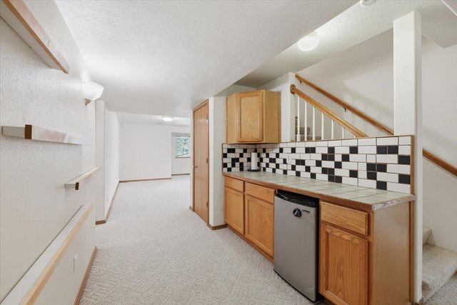 619 E Martingale Ct, Spokane, WA 99224