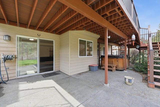 619 E Martingale Ct, Spokane, WA 99224