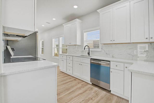 4707 Boundary Street, North Charleston, SC 29418